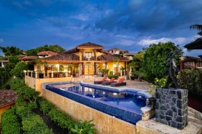Casa Amarilla